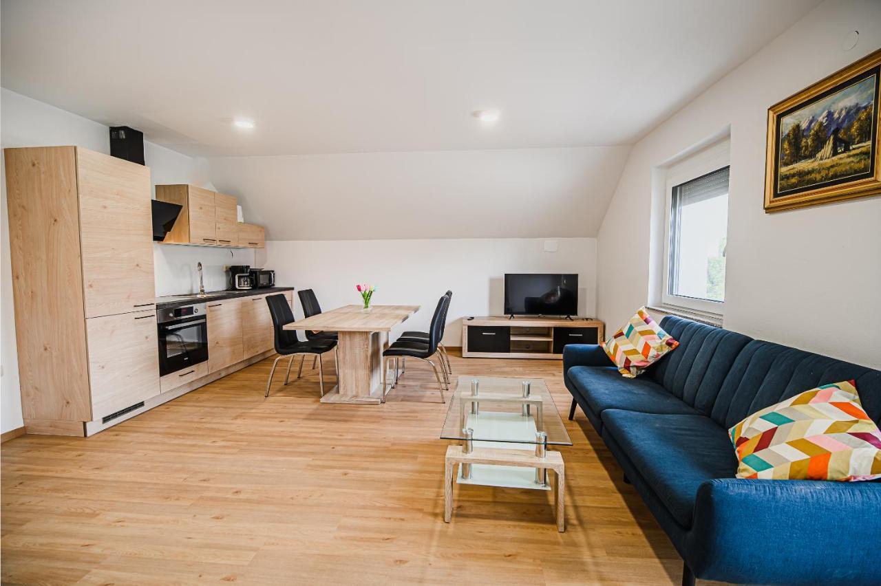 Mojcin Pisker Apartment House Kranj Exterior photo