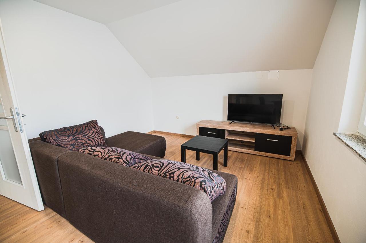 Mojcin Pisker Apartment House Kranj Exterior photo